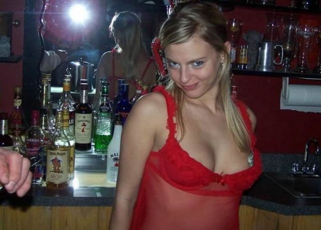 Красивые русские девушки показывают большие жопы и груди  #1450200D